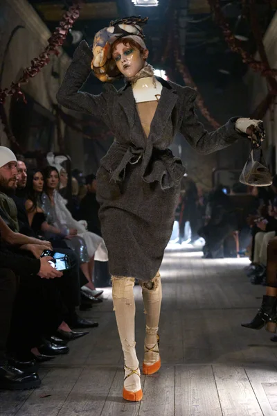 Look 22